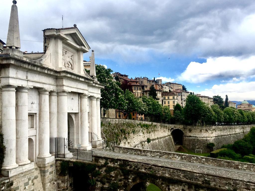 Livinn Bergamo La Mansardina1 E La Mansardina2 Exterior foto